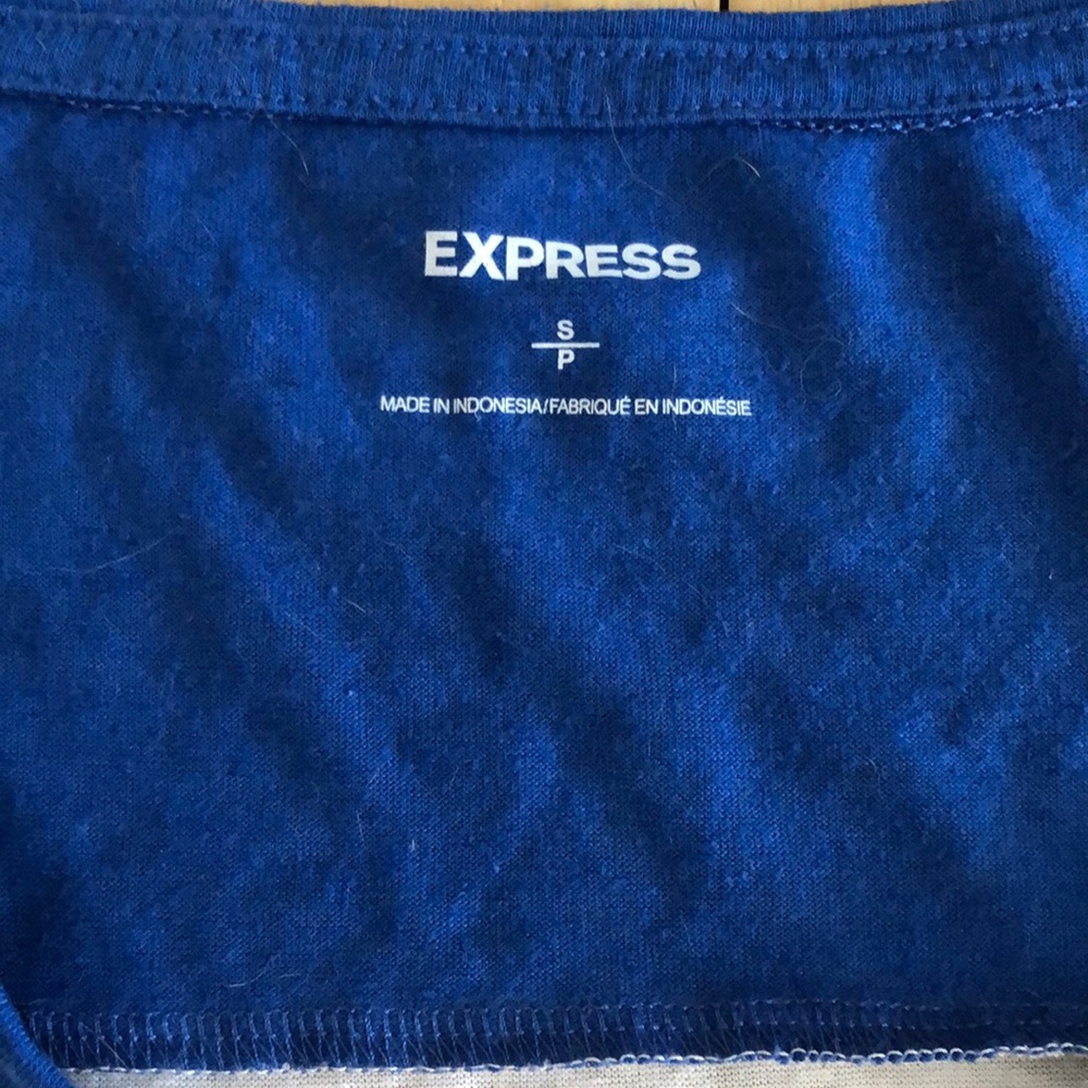 Express Graphic Tee - Picture 2 of 4
